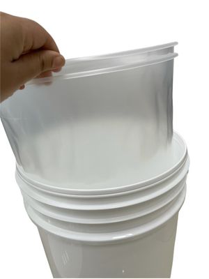 便利 な 赤色 の 使い捨て プラスチック の バケツ ライン パーソナライズ 簡単 に 処分 する 必要 性