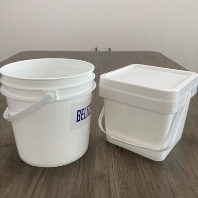 青い色と印刷パターンの 4L 平方プラスチックバケツ食品容器をカスタマイズ
