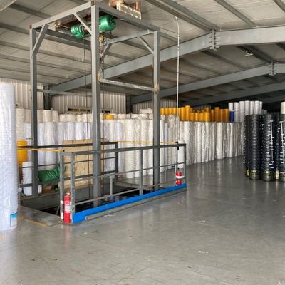 1 ガロン の 食品 グレード の プラスチック 桶 は,牛乳 を 保存 する ため に より 強く,便利 です