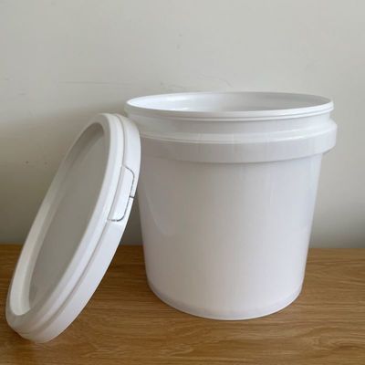 2,0mm 厚さの競争力のある白い丸いプラスチックバケツと無料サンプルが含まれています