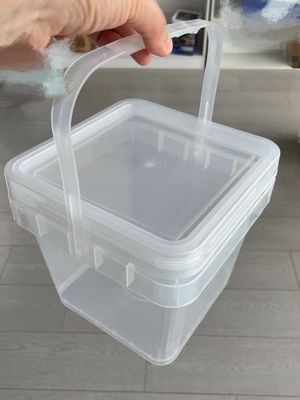 丸いか四角いバケツ 簡単に開閉できる3Lの四角いプラスチックバケツ