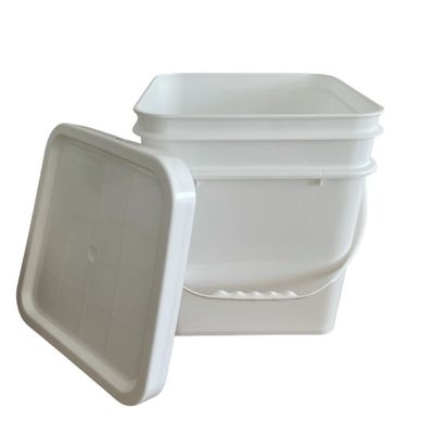 8L 10L 15L 方形のプラスチックバケツ 蓋を開閉しやすい方形 方形デザイン