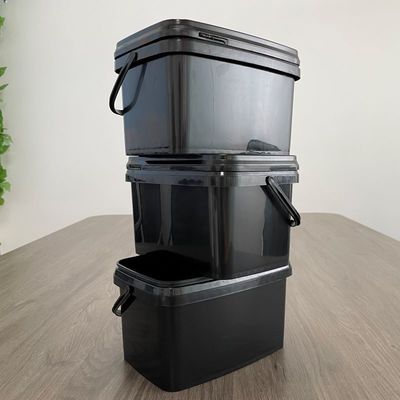 8L 10L 15L 方形のプラスチックバケツ 蓋を開閉しやすい方形 方形デザイン