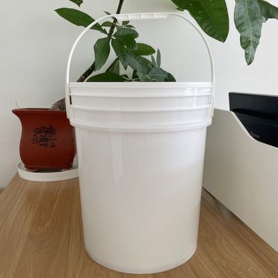 20リットルのプラスチックバケツとスプート蓋と厚さ1.0から2.5MMをカスタマイズします