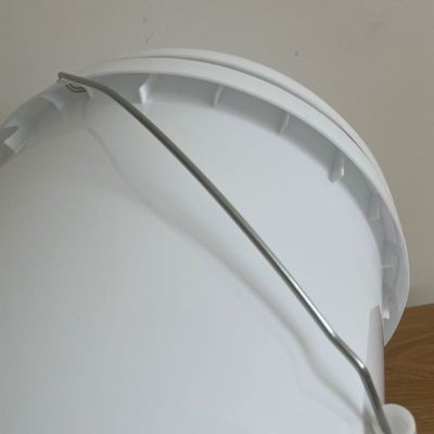 ツール オーダーメイド 2L 5L 8L 10L 20L 25L 5ガロン プラスチックバケツ 蓋とハンドル 耐久性