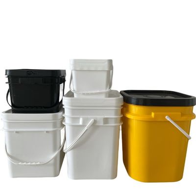 蓋付きの四角形のプラスチックバケツ 耐久性と貯蔵ソリューション
