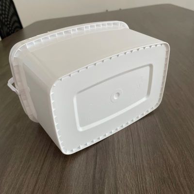 オーダーメイド 3L 5L 簡単オープン 直角型バケツ 蓋とハンドル付きプラスチックバケツ