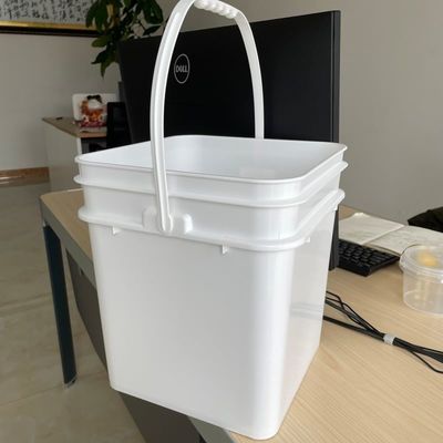 耐久性のあるプラスチックの方角バケツの多彩なソリューションで5ガロンのバンをカスタマイズします