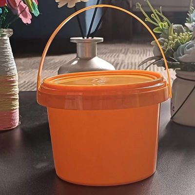 ペットフードの保存と組織 2L 丸いプラスチックバケツ容器 密閉蓋付き