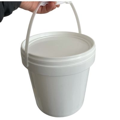 1L 2L 3L 4L 5L 白い丸いプラスチックバケツ 蓋付き 可変で耐久性