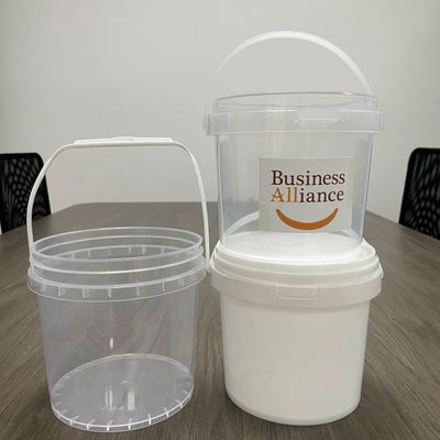 食品安全 承認 2L 4L 8L 10L 16L 蓋の証明書のあるプラスチック製の白いPPバケツ
